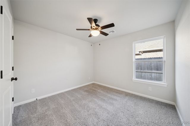 27608 E 109th Street E, Coweta, OK 74429