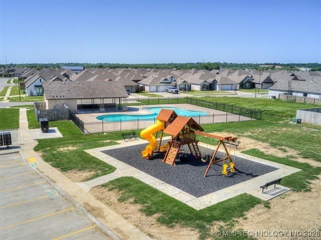 27608 E 109th Street E, Coweta, OK 74429