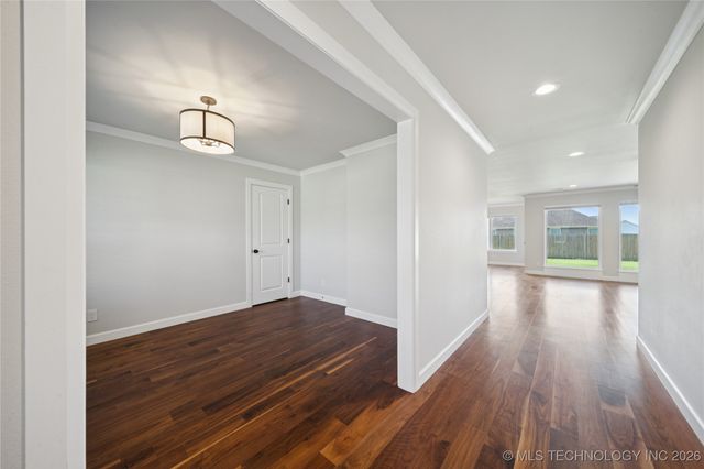 27608 E 109th Street E, Coweta, OK 74429