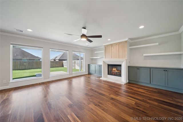 27608 E 109th Street E, Coweta, OK 74429