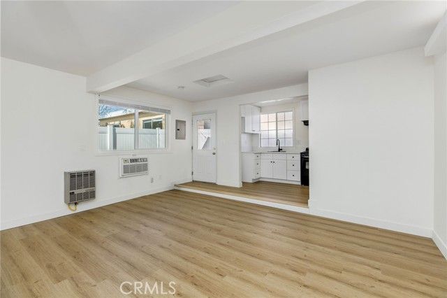 16642 Los Alimos Street, Granada Hills (los Angeles), CA 91344