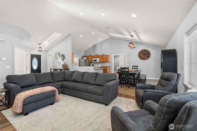 46 Richard Lane, Elma, WA 98541