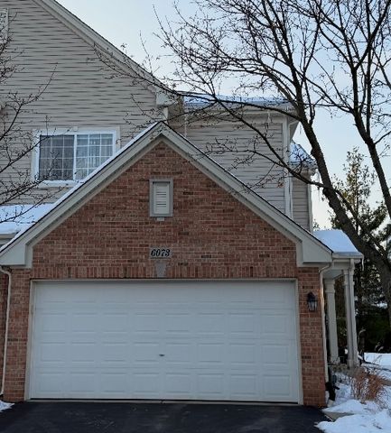 6073 Canterbury Lane 33-5, Hoffman Estates, IL 60192