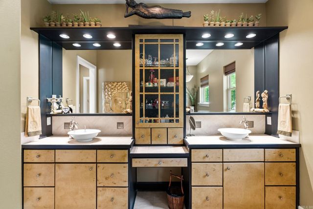 7 Crystal Mountain Cove, Maumelle, AR 72113