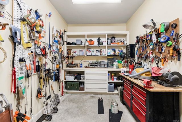 7 Crystal Mountain Cove, Maumelle, AR 72113