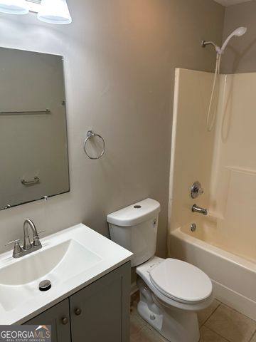 944 Old Mill Point A, Monroe, GA 30655