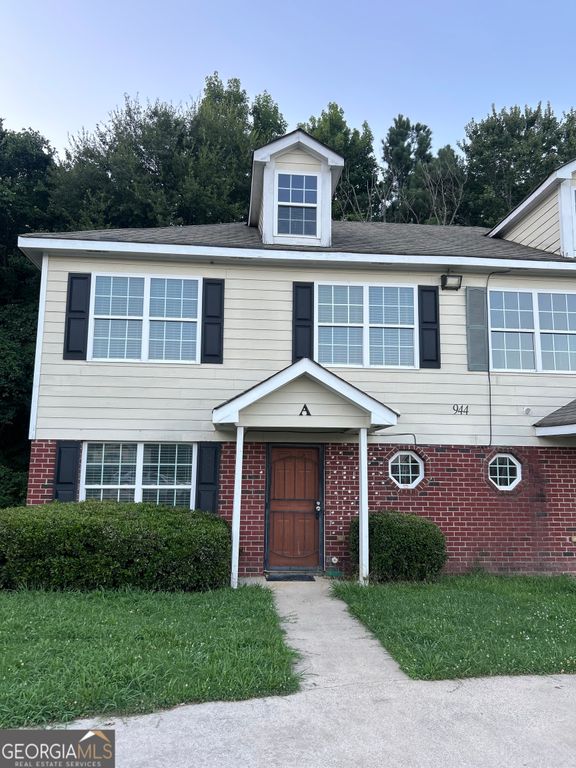 944 Old Mill Point A, Monroe, GA 30655