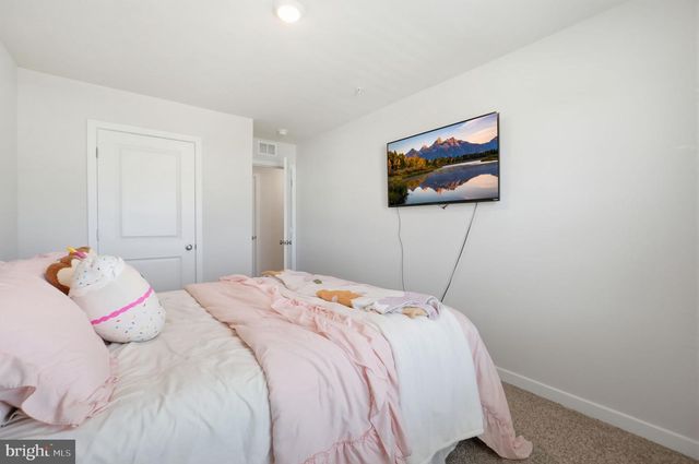 156 WOOD WALK AVE, La Plata, MD 20646