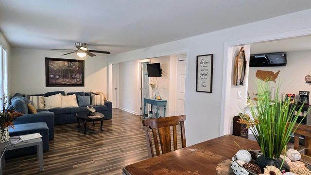 8495 Old Number Six Highway, Santee, SC 29142