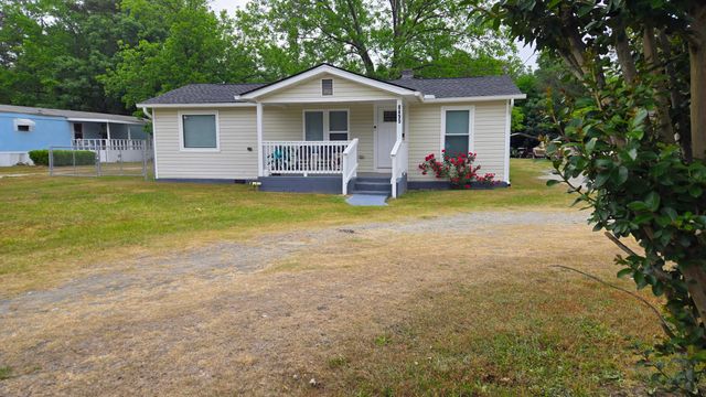 8495 Old Number Six Highway, Santee, SC 29142