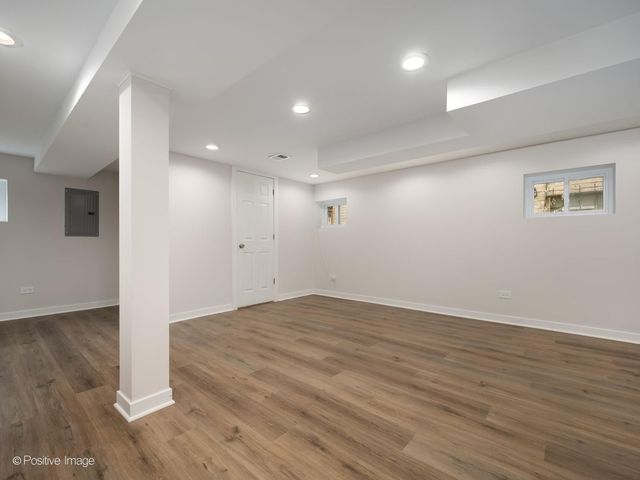 9136 S Union Avenue, Chicago, IL 60620
