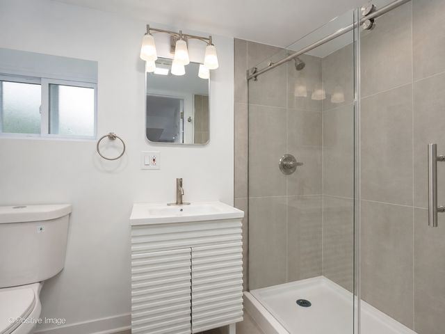9136 S Union Avenue, Chicago, IL 60620