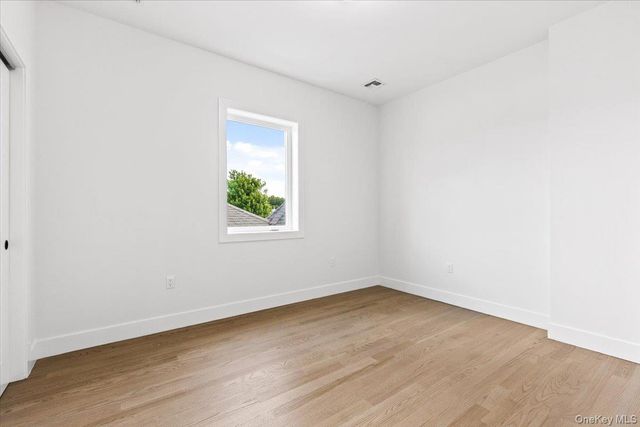 197 Finlay Street, Staten Island, NY 10307