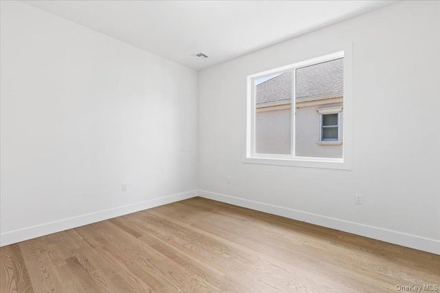 197 Finlay Street, Staten Island, NY 10307