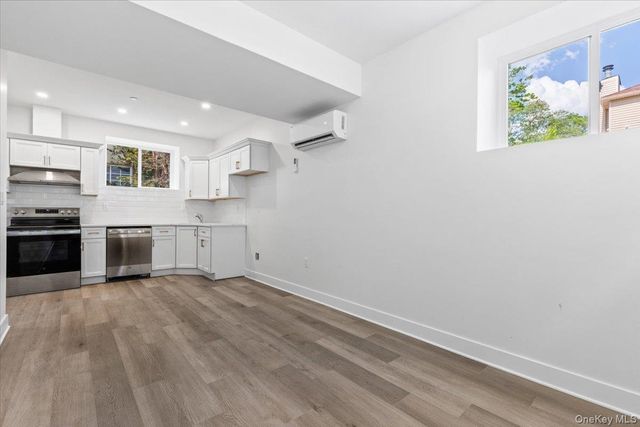 197 Finlay Street, Staten Island, NY 10307