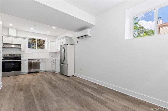 197 Finlay Street, Staten Island, NY 10307