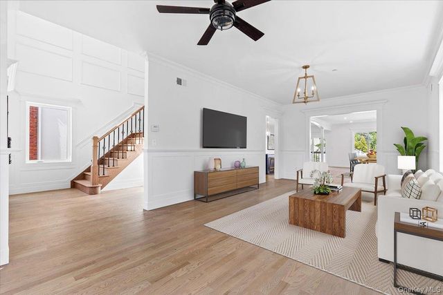 197 Finlay Street, Staten Island, NY 10307