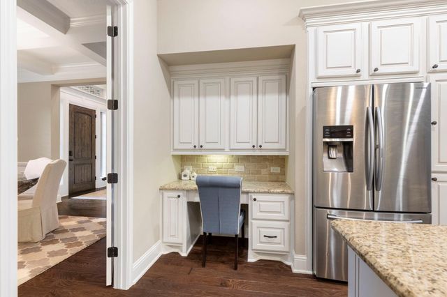 27015 Hidden Grove Landing Drive, Spring, TX 77386