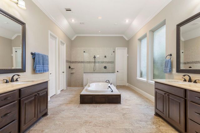 27015 Hidden Grove Landing Drive, Spring, TX 77386