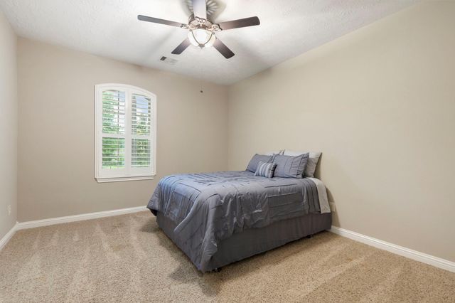 27015 Hidden Grove Landing Drive, Spring, TX 77386
