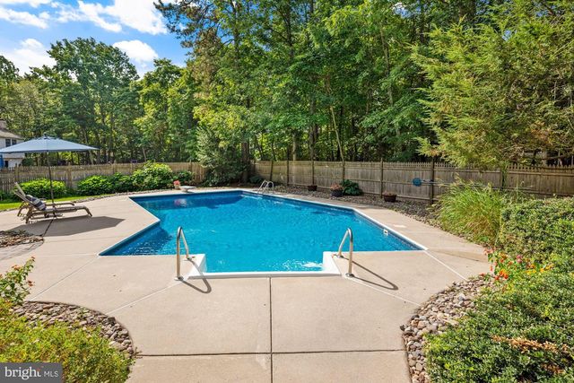 12 FOXWOOD LN, Medford, NJ 08055
