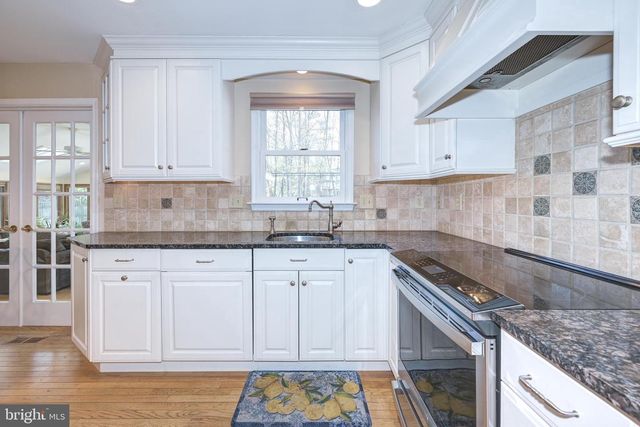 12 FOXWOOD LN, Medford, NJ 08055