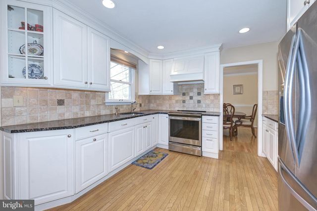 12 FOXWOOD LN, Medford, NJ 08055