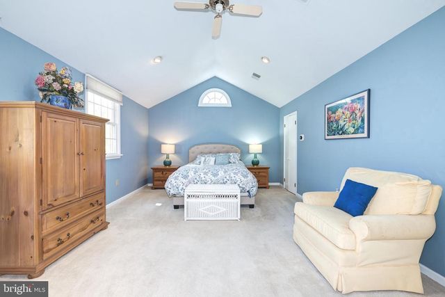 12 FOXWOOD LN, Medford, NJ 08055