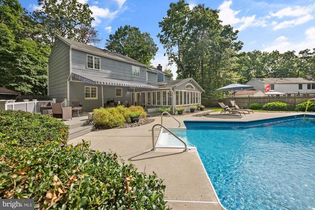 12 FOXWOOD LN, Medford, NJ 08055