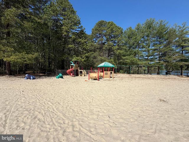 12 FOXWOOD LN, Medford, NJ 08055