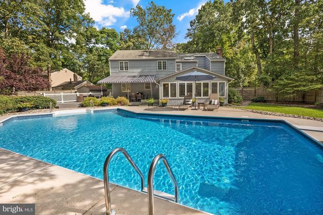 12 FOXWOOD LN, Medford, NJ 08055