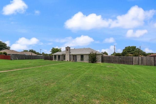 3517 Sachse Road, Sachse, TX 75048