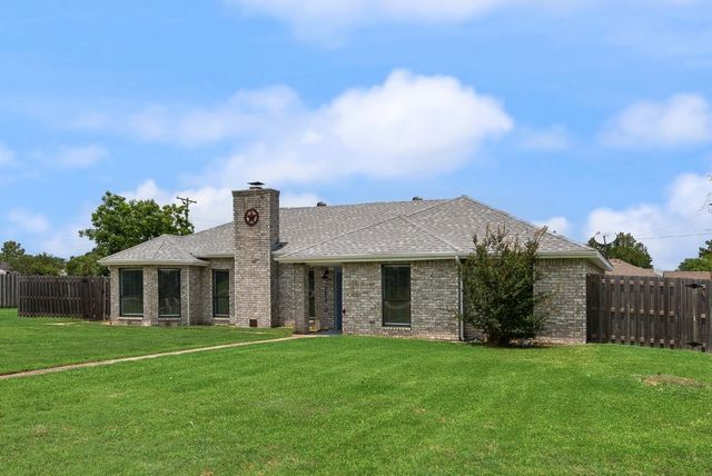 3517 Sachse Road, Sachse, TX 75048