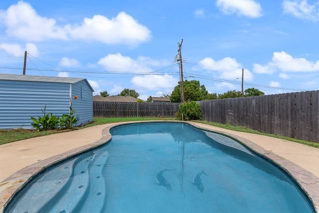 3517 Sachse Road, Sachse, TX 75048