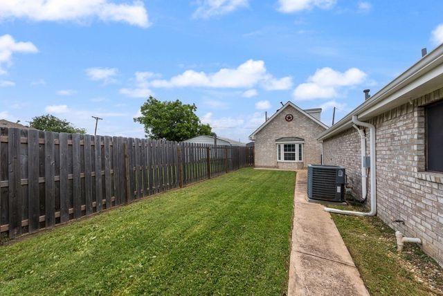 3517 Sachse Road, Sachse, TX 75048