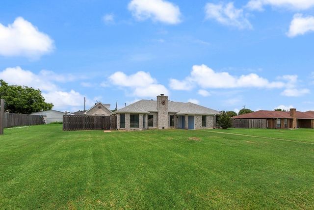 3517 Sachse Road, Sachse, TX 75048