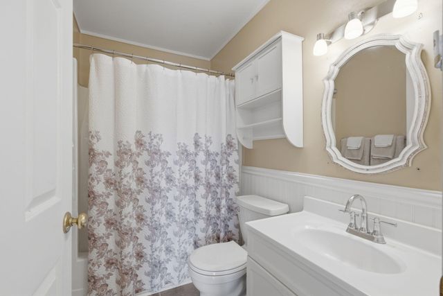 8004 Jennings Place, Merrillville, IN 46410