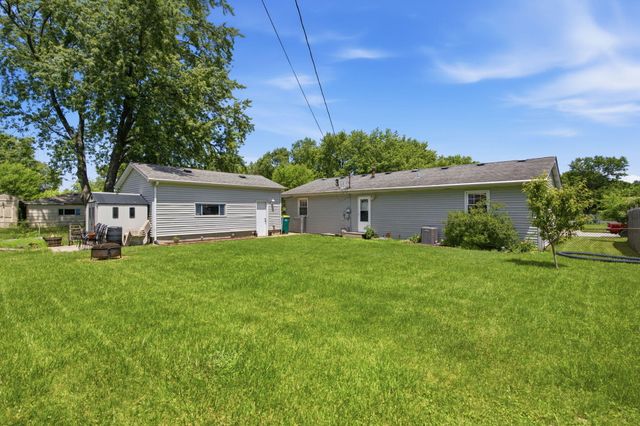 8004 Jennings Place, Merrillville, IN 46410