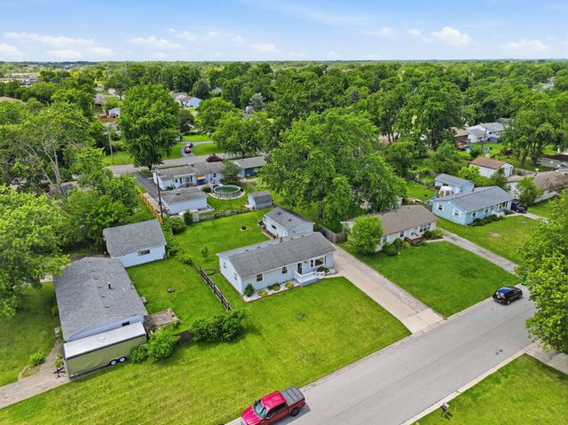 8004 Jennings Place, Merrillville, IN 46410