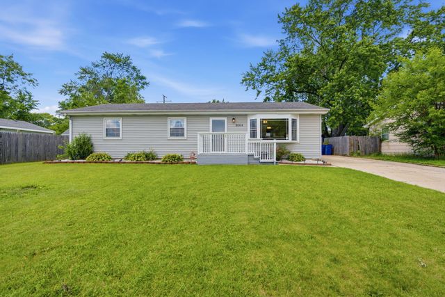 8004 Jennings Place, Merrillville, IN 46410