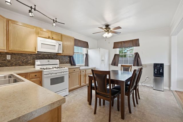 8004 Jennings Place, Merrillville, IN 46410