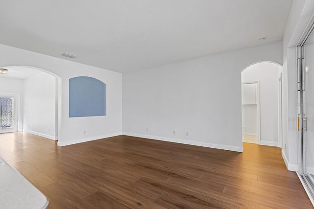 5832 TULIP FLOWER DRIVE, Riverview, FL 33578