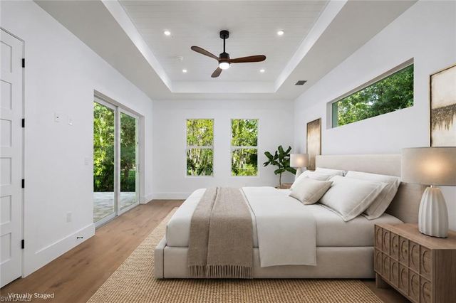 2854 Coach House WAY, Naples, FL 34105
