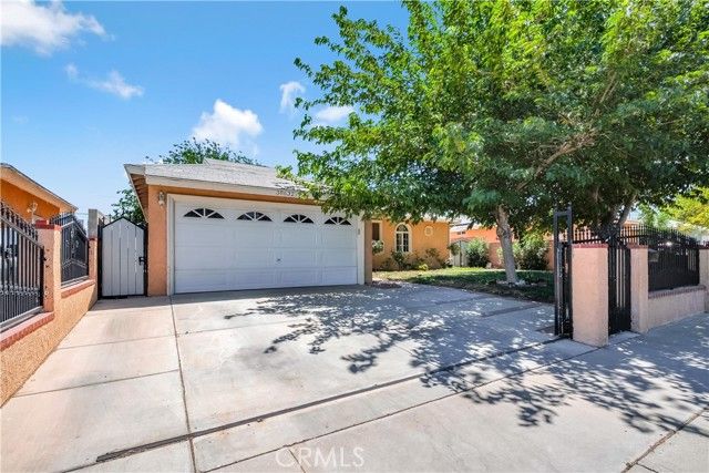 38632 Lemsford Avenue, Palmdale, CA 93550