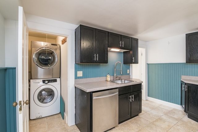 21 Lyman Rd B, Northampton, MA 01060