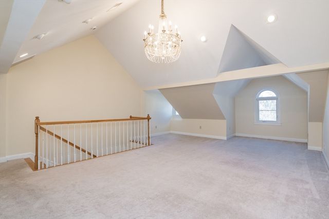 21 Lyman Rd B, Northampton, MA 01060