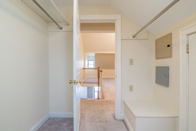 21 Lyman Rd B, Northampton, MA 01060