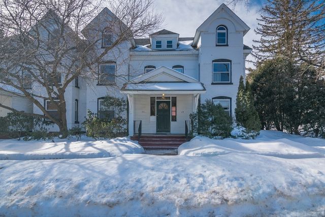 21 Lyman Rd B, Northampton, MA 01060