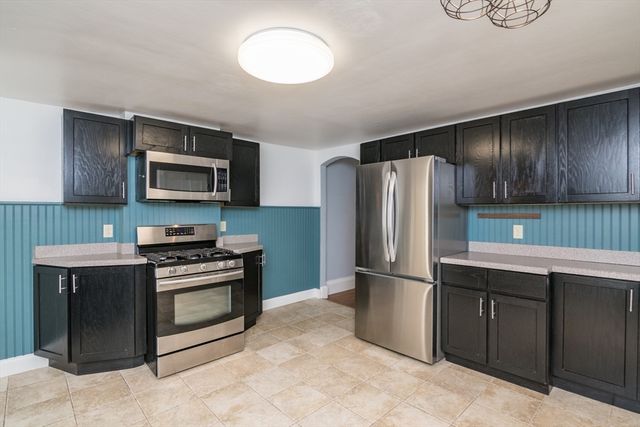 21 Lyman Rd B, Northampton, MA 01060