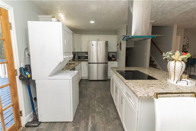 4161 Summer Place, Snellville, GA 30039